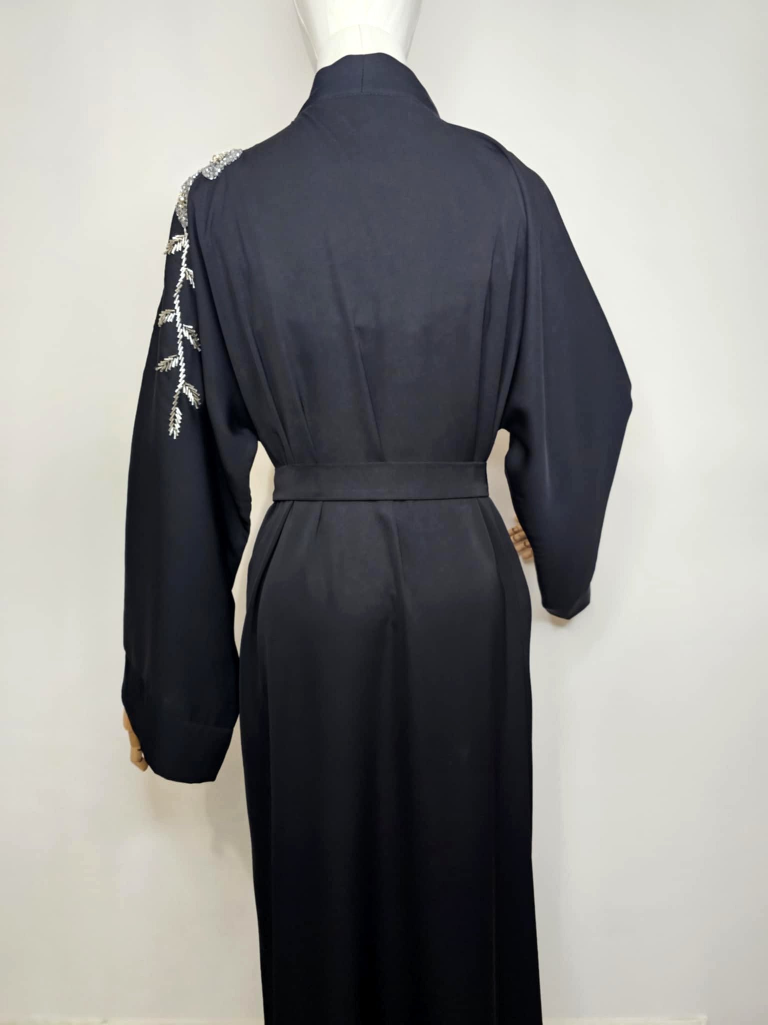 Abaya Ferace Yelpaze – Soie de Dubaï broderies cristaux ✨ Ettis Mode