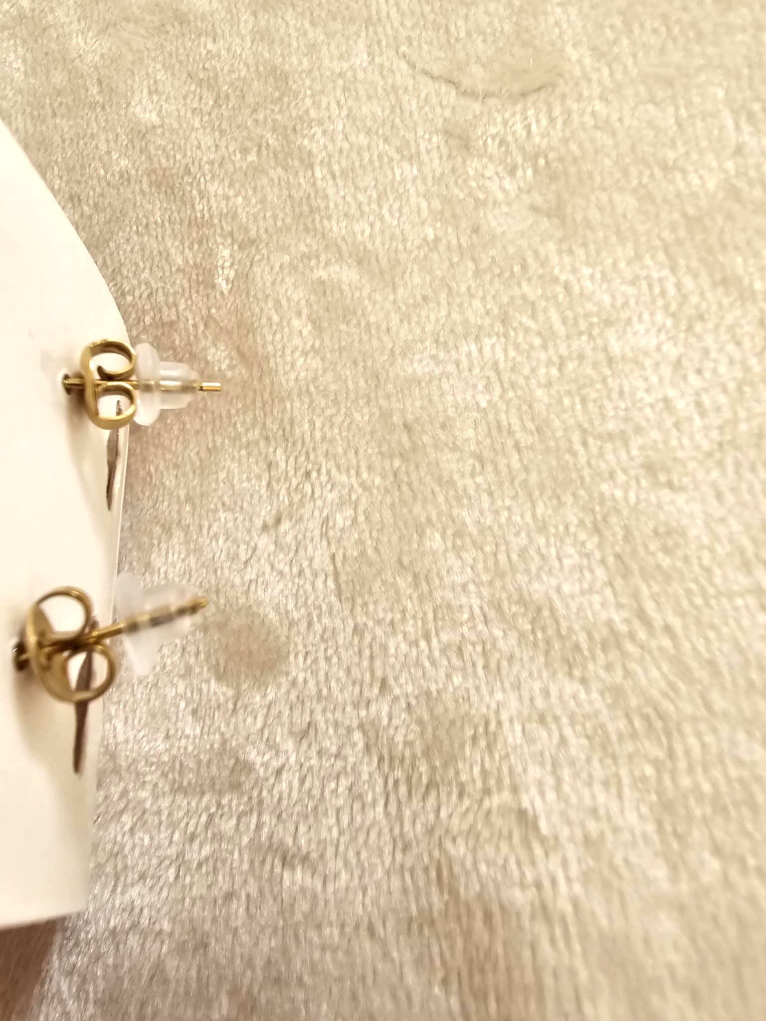 Boucles d’oreilles fleurs dorées acier inoxydable pierre verte Ettis Mode