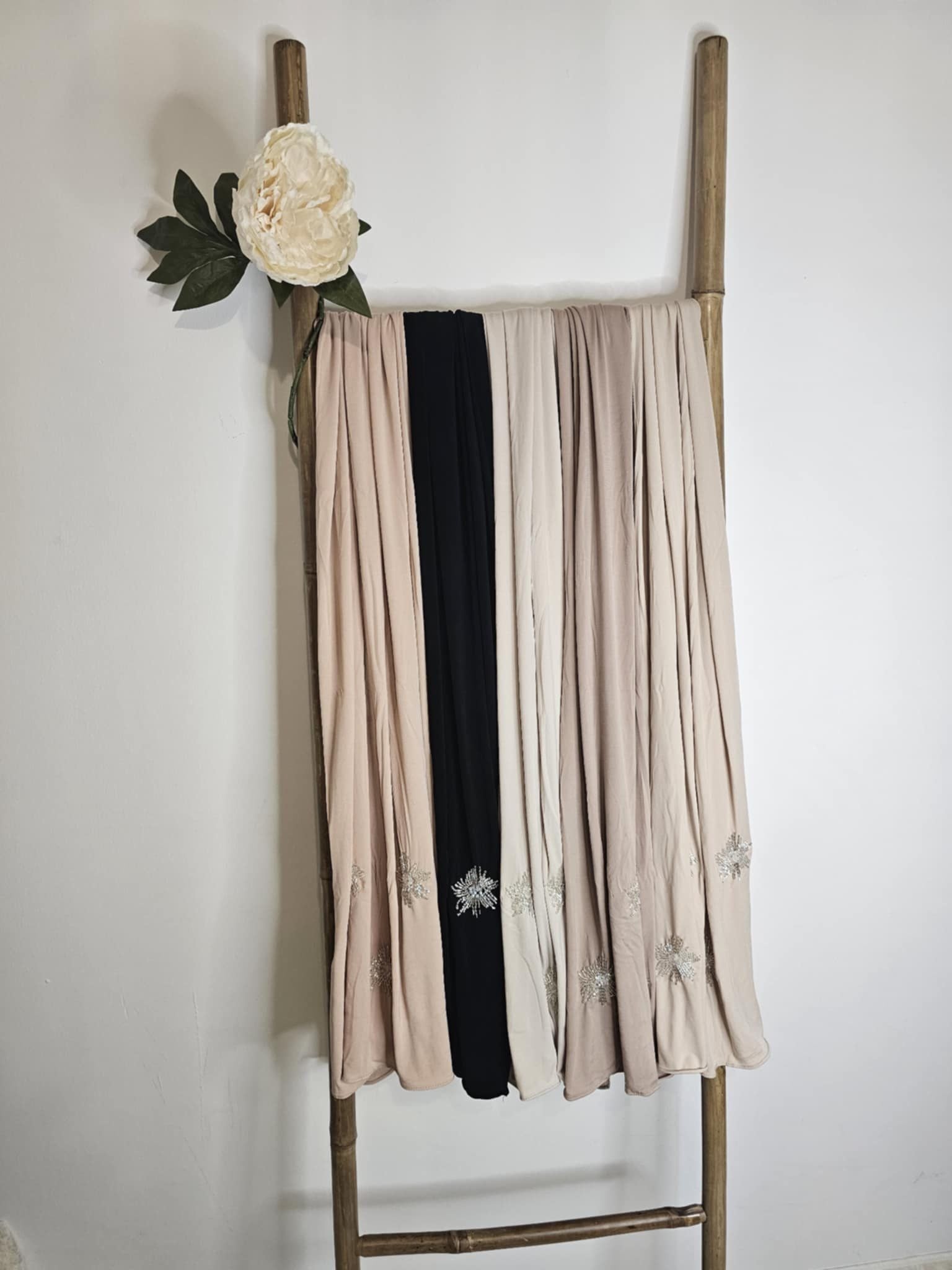 Hijab Jersey Perlé Élégance Ettis Mode