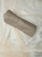 foulard long gris clair femme style minimaliste ettis mode