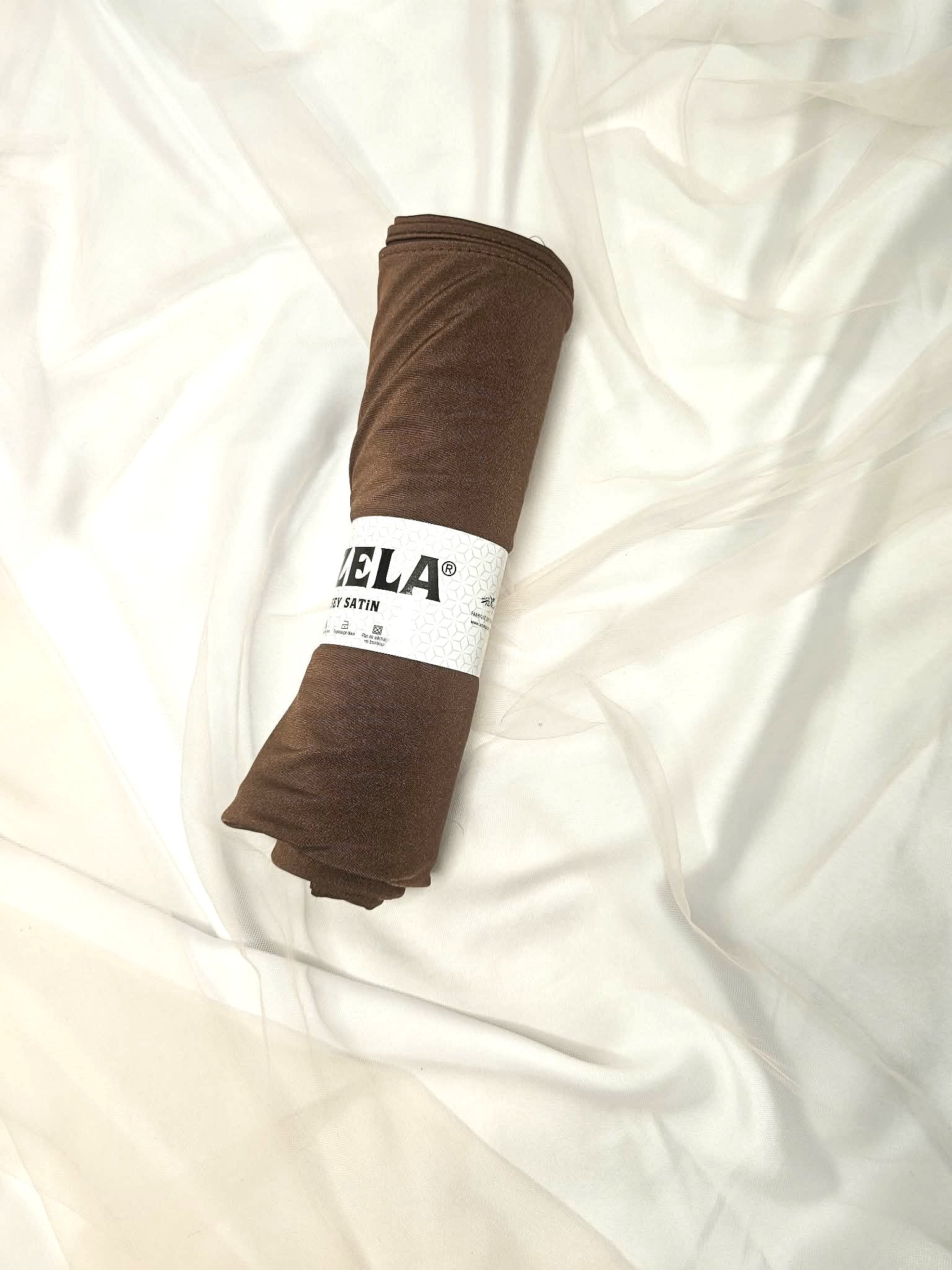 Hijab jersey liquid satin marron fluide élégant femme