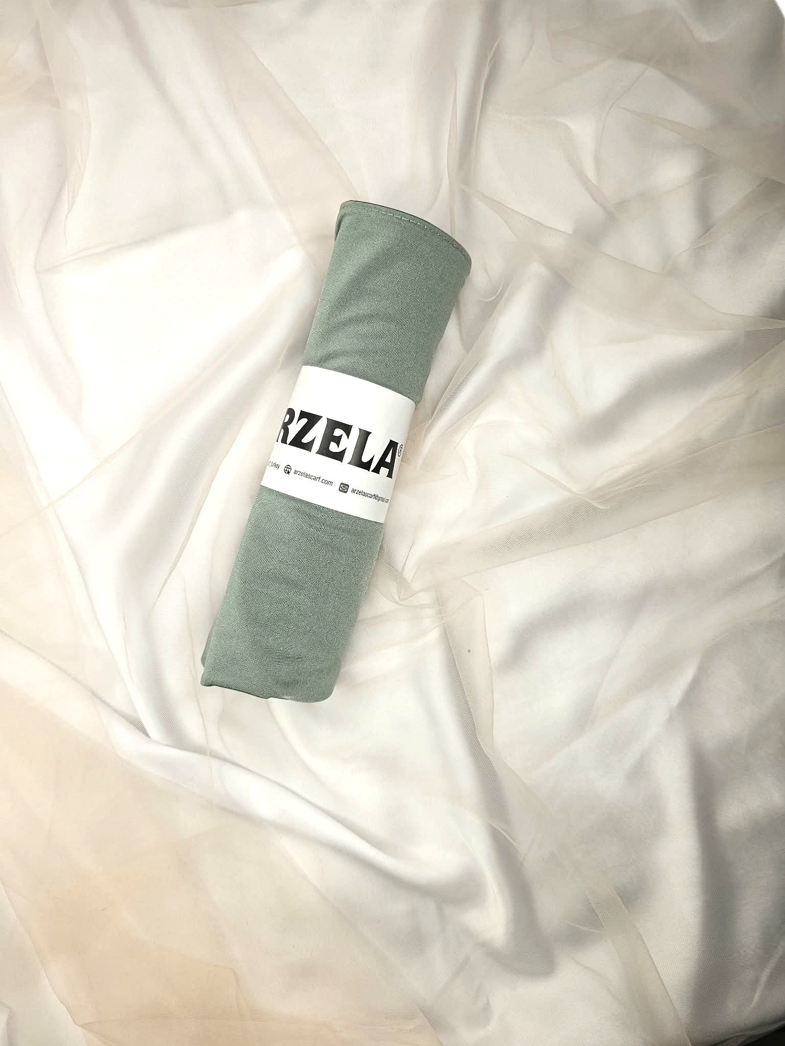 Hijab jersey liquid satin vert sauge fluide élégant femme